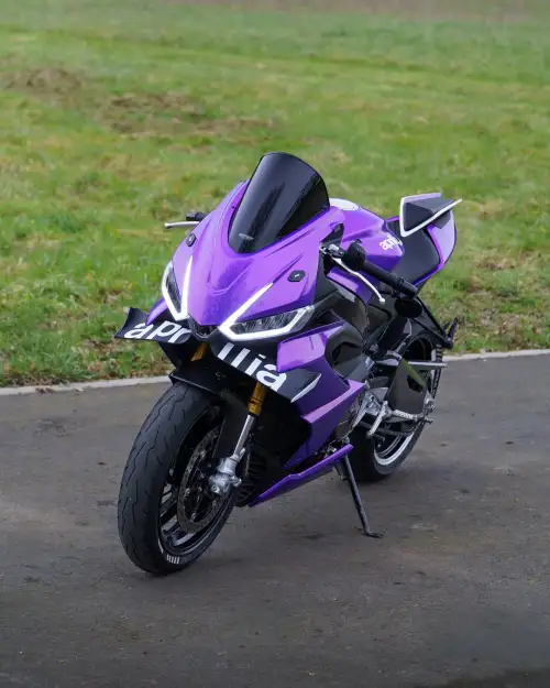 Ravoony Plus Glossy Explosion Purple Car Vinyl Wrap review 