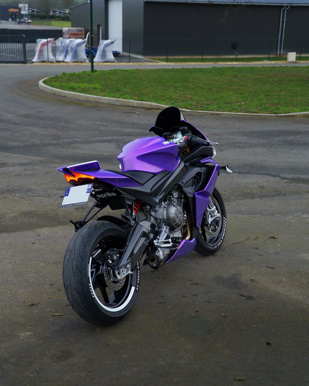 Ravoony Plus Glossy Explosion Purple Car Vinyl Wrap review icon_.07 02