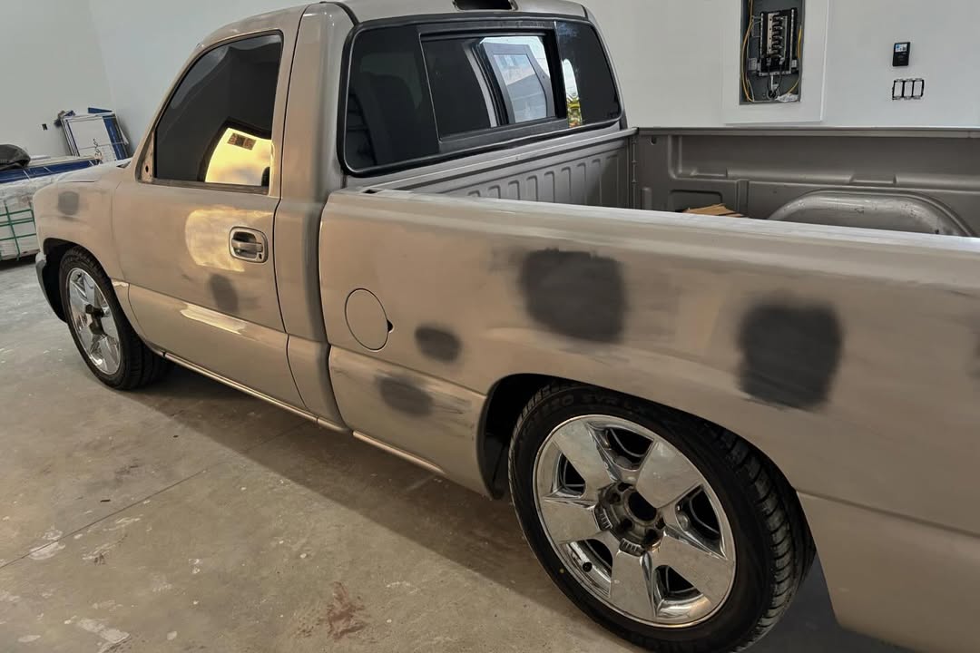 Ravoony Plus Gloss Metallic Vampire Red Vinyl Car Wrap review zaywraps 01