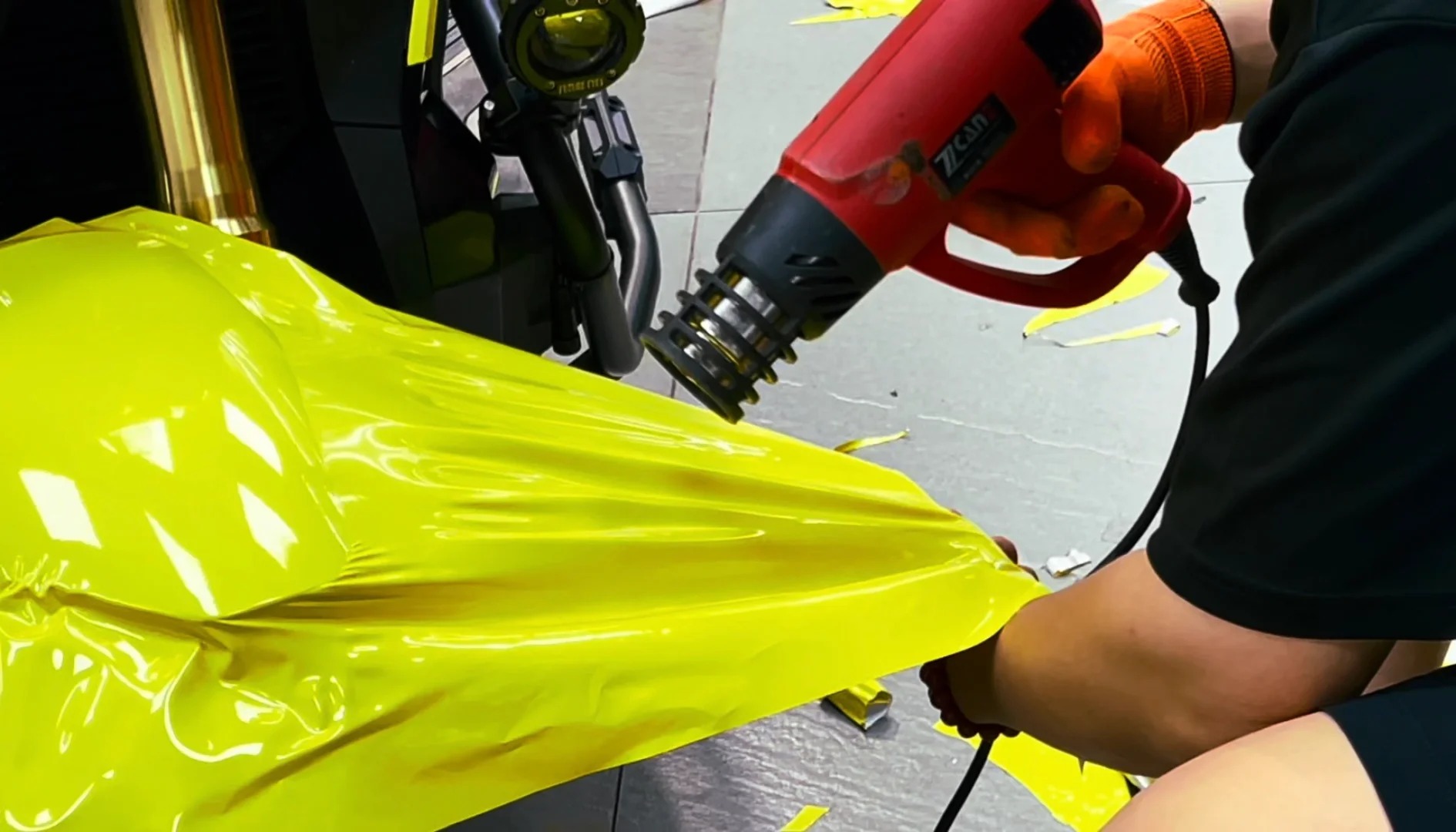 Ravoony Plus Crystal Maize Yellow Car Vinyl Wrap review Jastin W 02