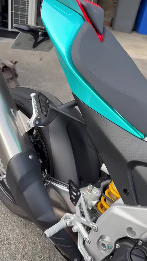 Ravoony Plus Gloss Metal Paint Lake Blue Car Wrap review Marcos Alberto