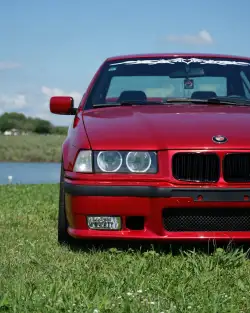 Ravoony Basic Gloss Metallic Vampire Red Vinyl Car Wrap review nikolina_pavletic 07