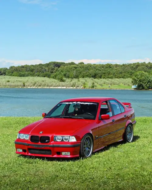 Ravoony Basic Gloss Metallic Vampire Red Vinyl Car Wrap review nikolina_pavletic