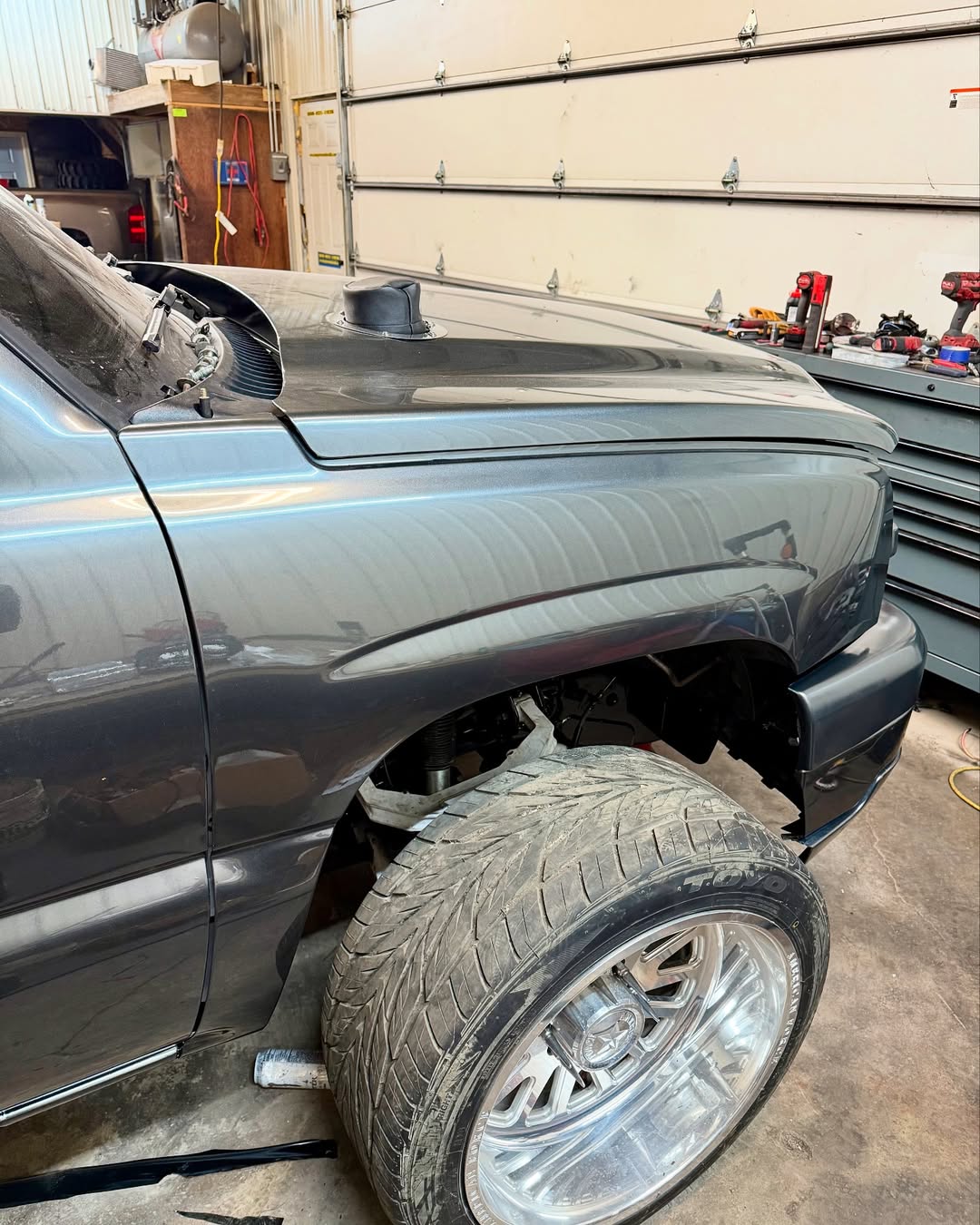 Ravoony Plus Gloss Charcoal Grey Car Wrap review Dmitri Kochan 03