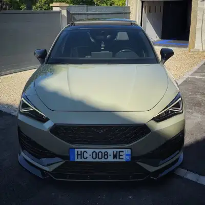 Ravoony Plus Gloss Khaki Green Car Vinyl Wrap review Yacine Sellah 00