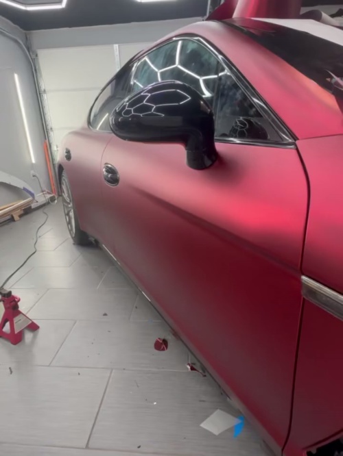 Ravoony Plus Matte Chrome Romanee Red Vinyl Car Wrap review Tonny Barros 01