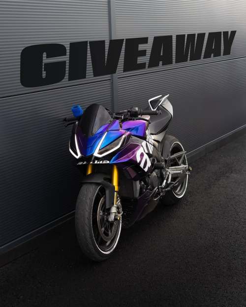 Ravoony Plus Gloss Diamond Blue Purple Vinyl Wrap review BIKER ZONE