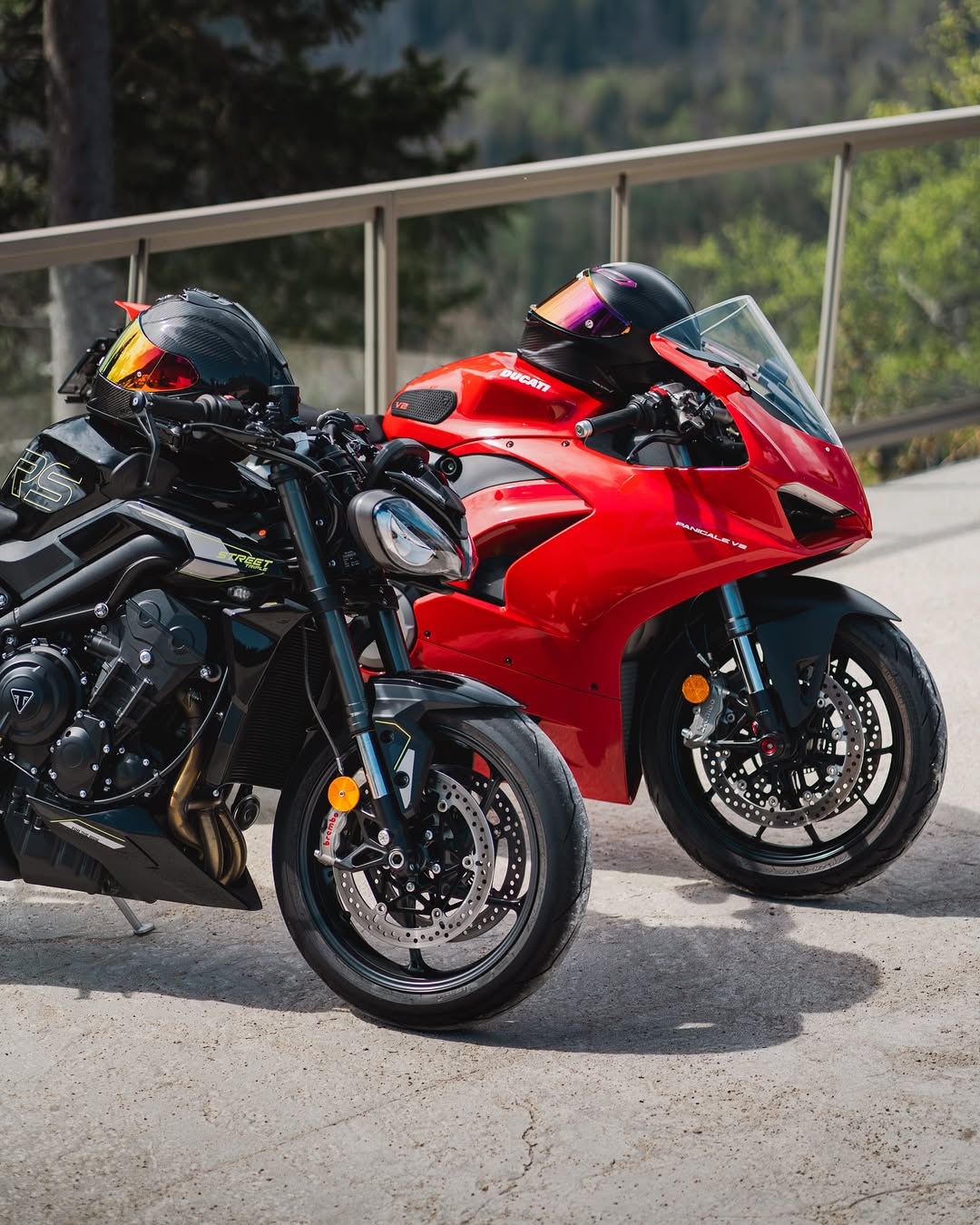 Ravoony Plus Matte Ceramics Red Car Vinyl Wrap review mr_lpprs 01