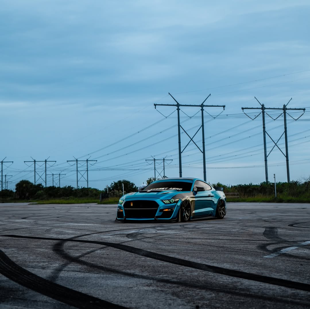 Ravoony Plus Glossy Metallic Atomic Cyan Car Vinyl Wrap review pyrowrapz_ 00