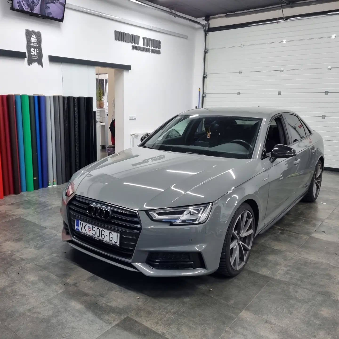 Ravoony Plus Gloss Nardo Grey Wrap review MotorWrap Auto 01