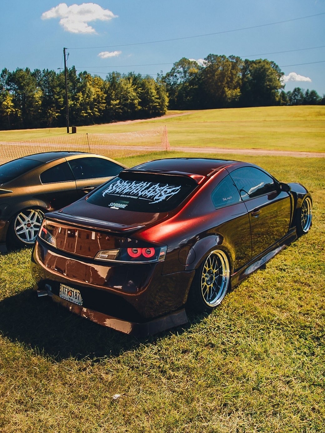 Ravoony Plus Gloss Black Rose Vinyl Wrap review aj_vq35 04