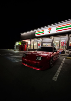 Ravoony Plus Gloss Metallic Vampire Red Vinyl Car Wrap review Michael Mendoza 04