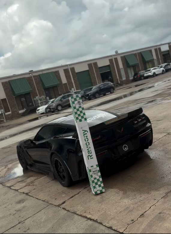 Ravoony Plus Liquid Metallic Dragon Blood Red Vinyl Car Wrap review Fabrício Eloi 00