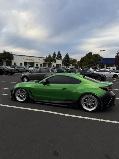 Ravoony Plus Glossy Metal Flame Green Vinyl Car Wrap review 