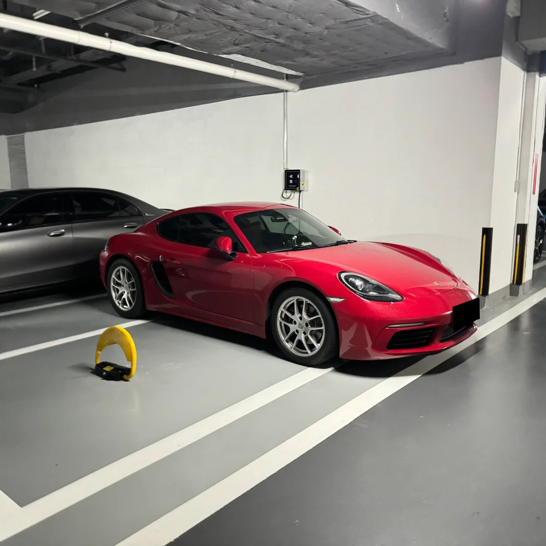 Ravoony Basic PET Porsche Gloss Carmine Red Vinyl Car Wrap review BOB WHITE 01