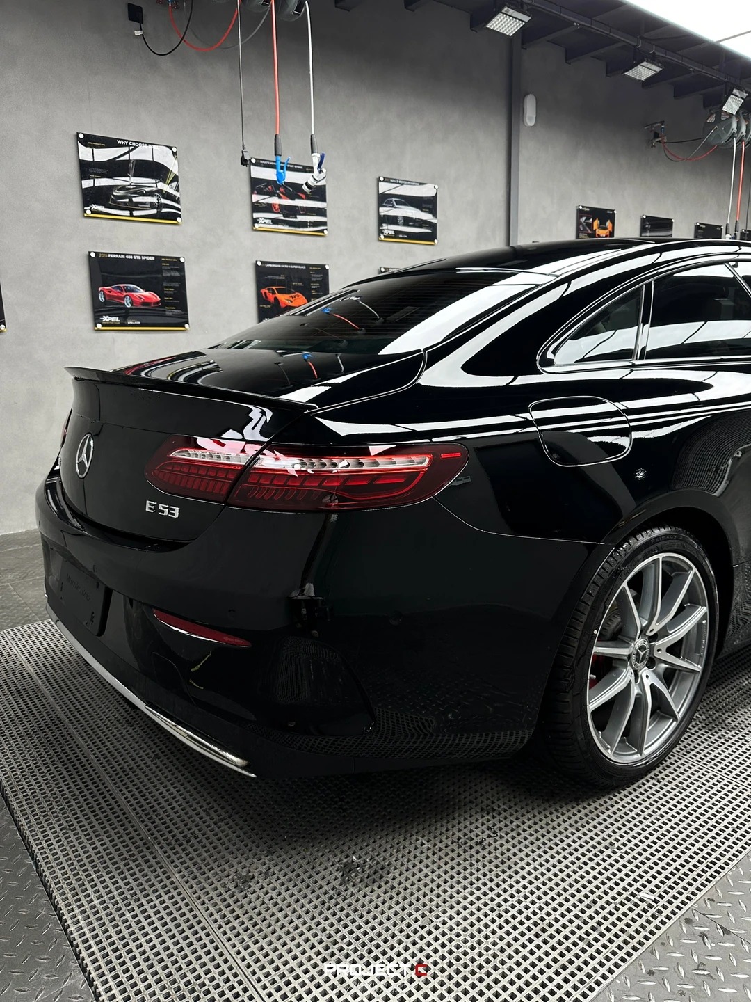 Ravoony Basic PET Glossy Crystal Black Car Vinyl Wrap review 1