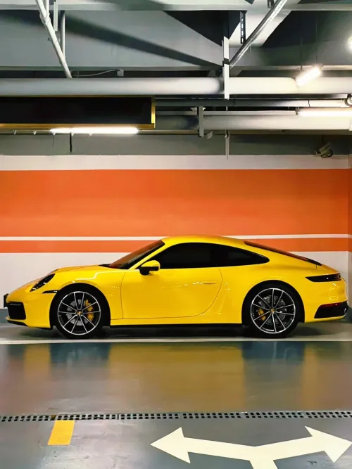 Ravoony Basic PET High Glossy Racing Yellow Vinyl Wrap review 