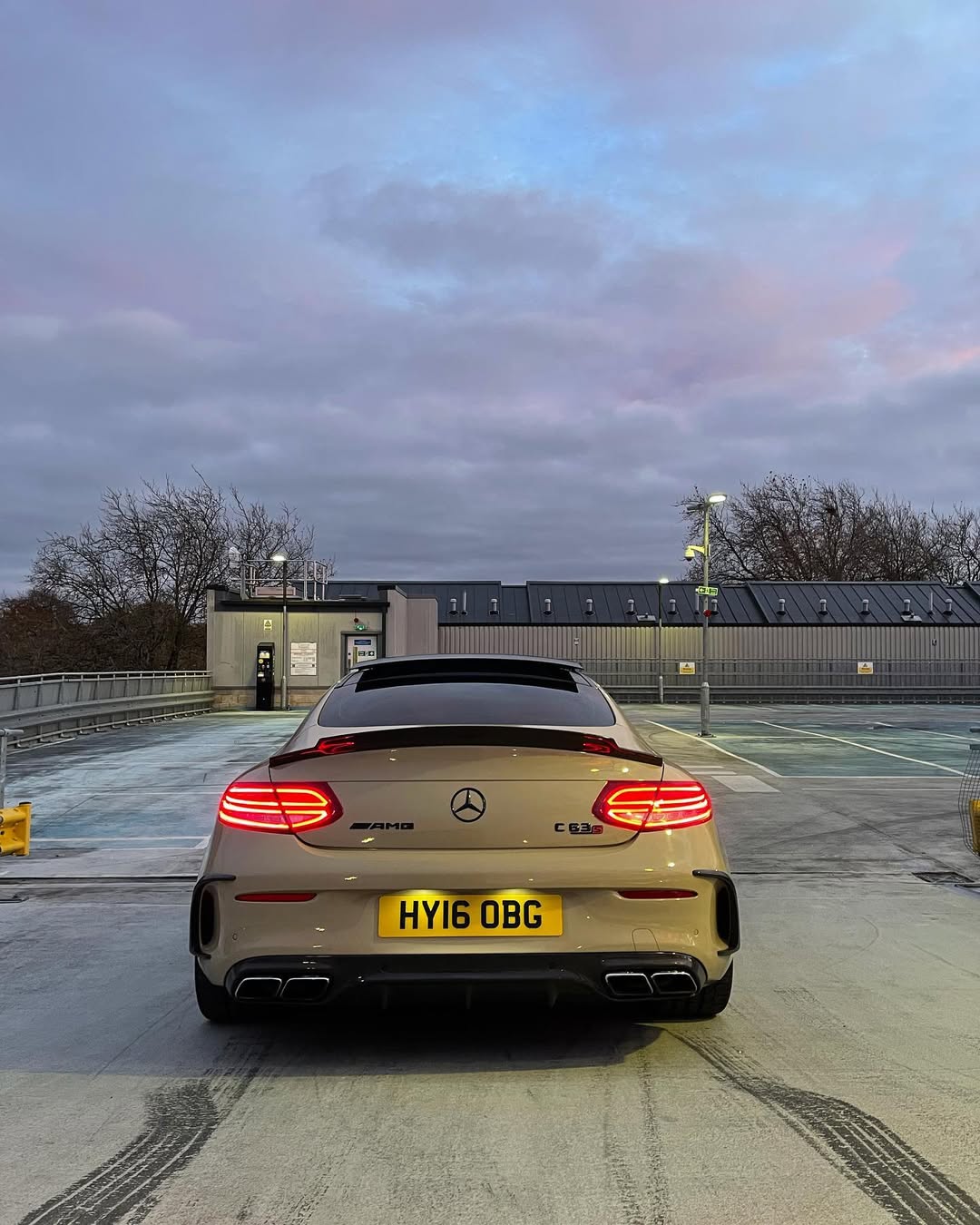 Ravoony Basic PET Gloss Sandstorm Car Wrap review Amanda Liu 01