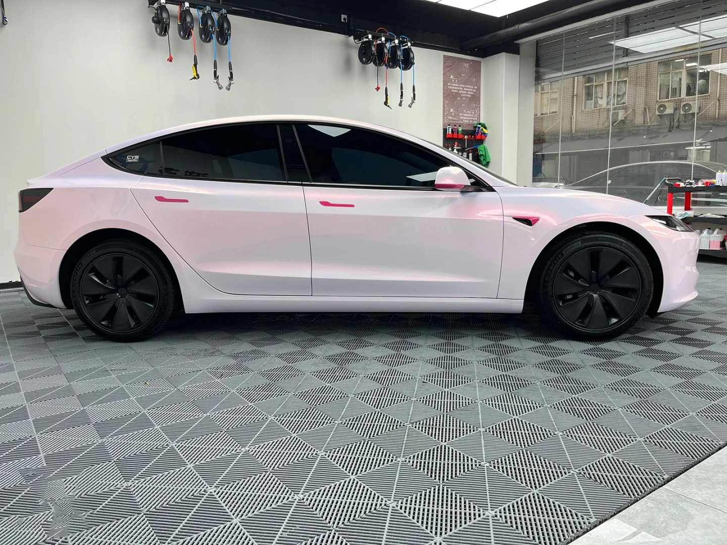 Ravoony Plus Glossy Flower Pink Car Wrap review 3