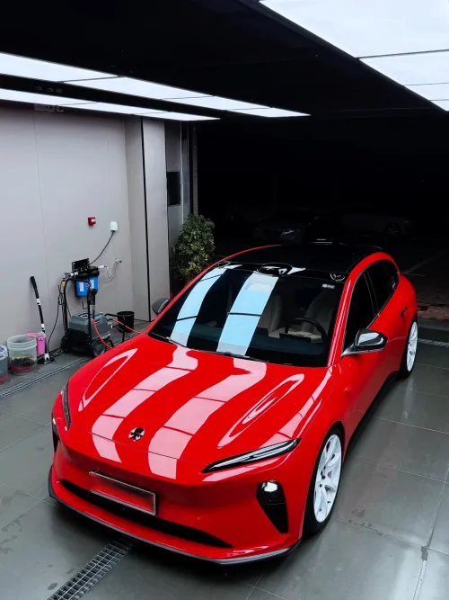 Ravoony Plus PET Glossy Crystal Ferrari Red Vinyl Car Wrap review 