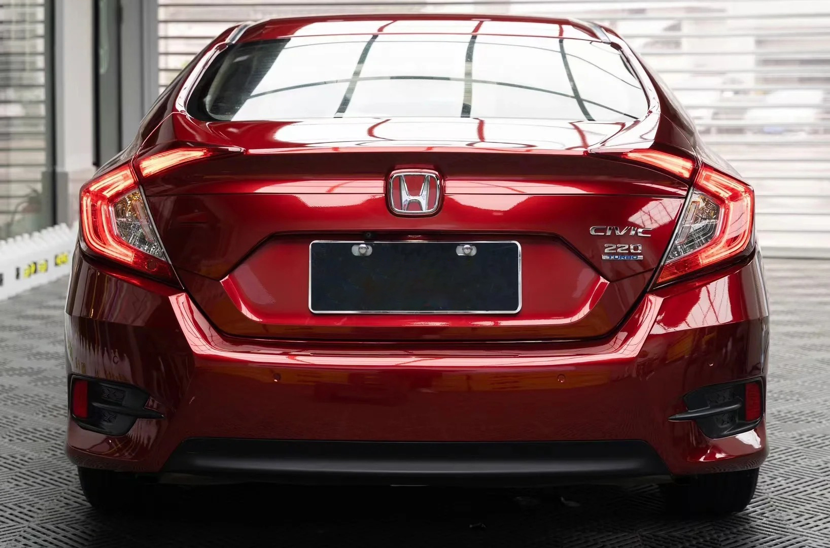 Ravoony Plus PET Tesla Gloss Midnight Cherry Red Vinyl Car Wrap review 2