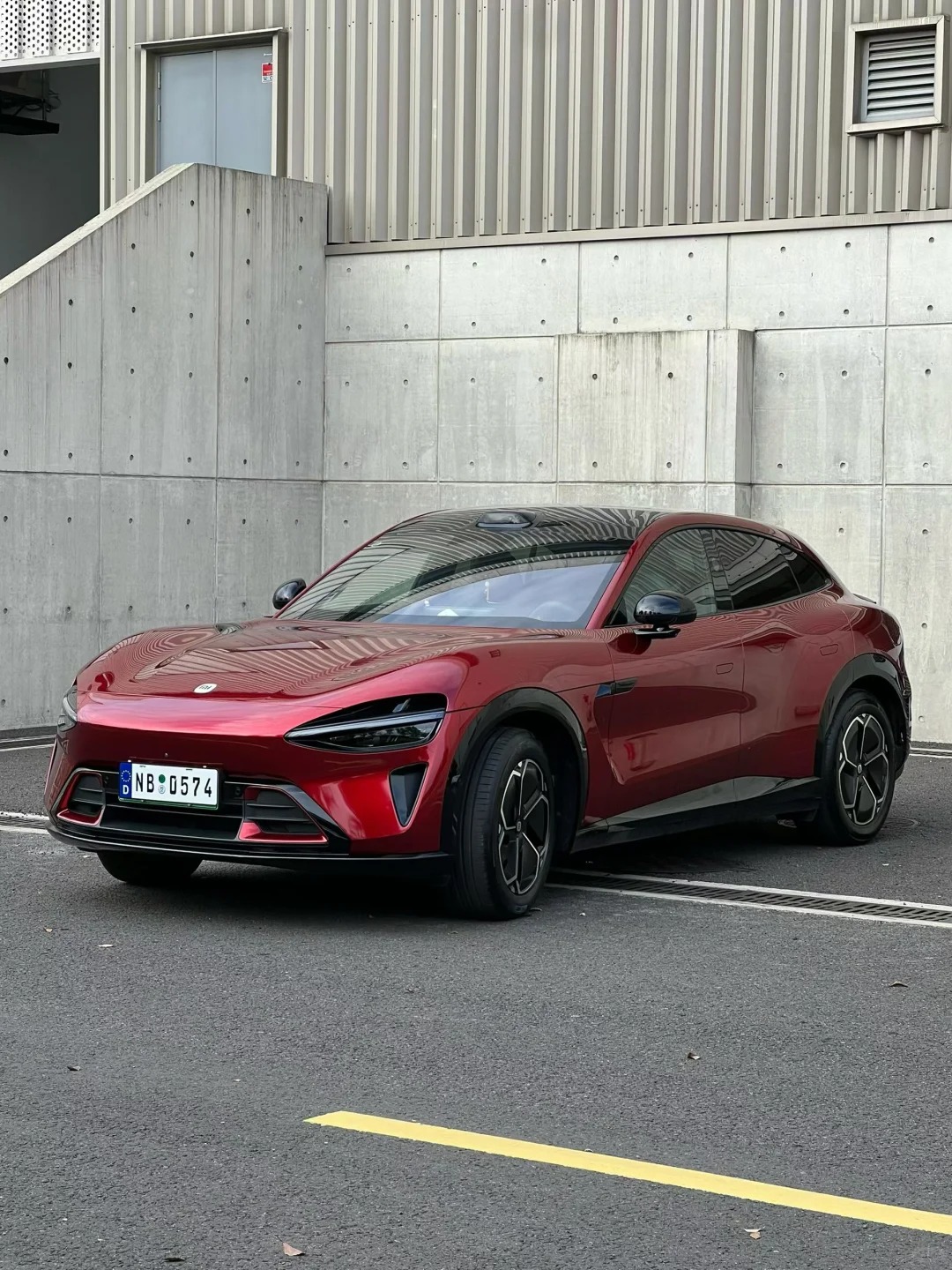 Ravoony Plus PET Tesla Gloss Midnight Cherry Red Vinyl Car Wrap review 0