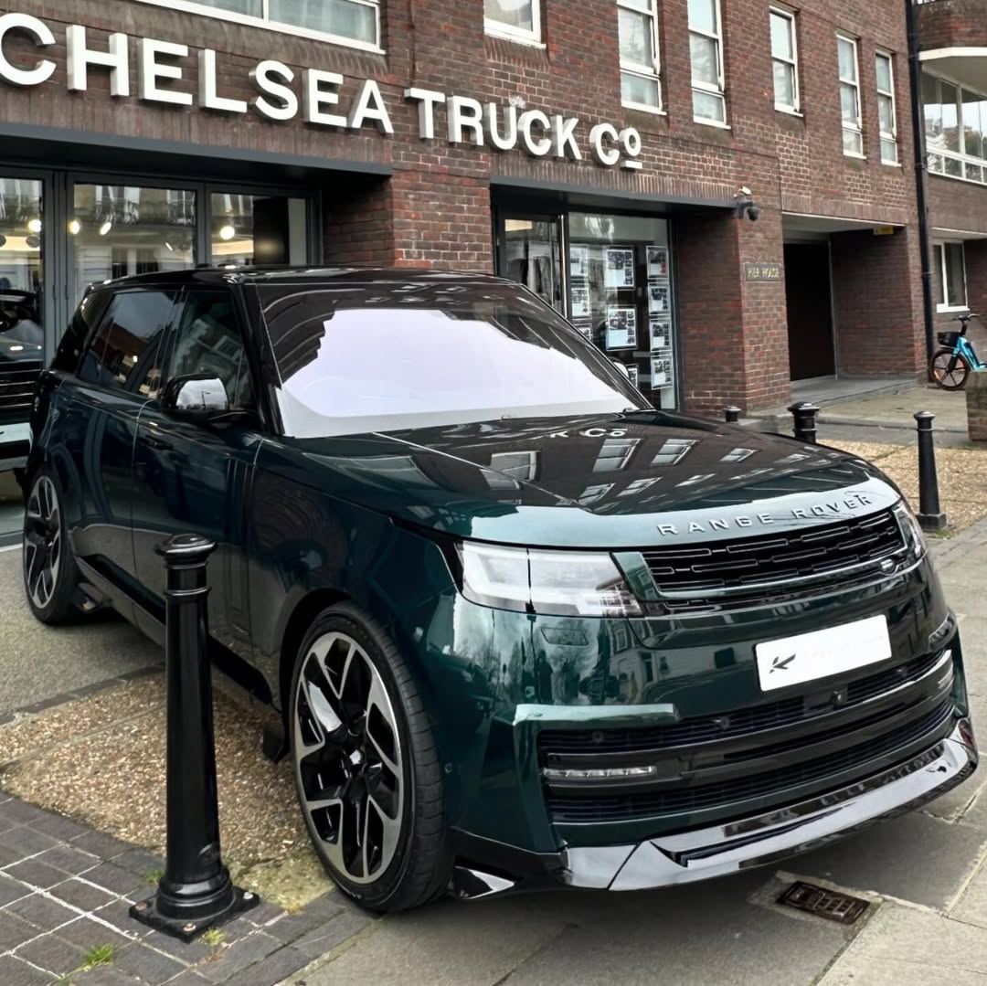 Ravoony Plus BMW Gloss British Racing Green Vinyl Car Wrap review 2