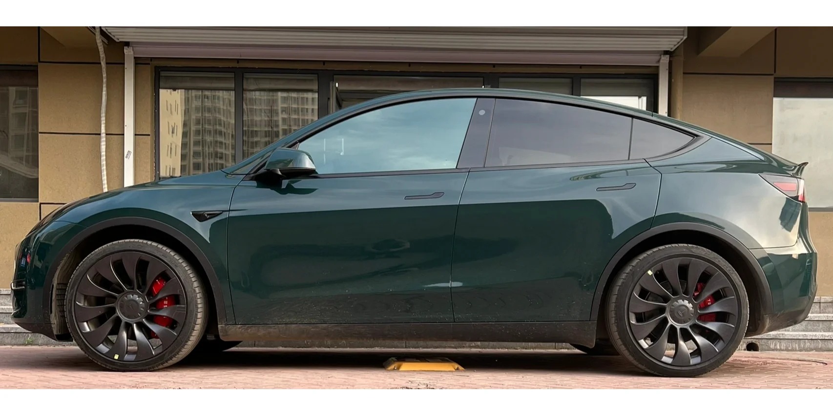 Ravoony Plus BMW Gloss British Racing Green Vinyl Car Wrap review 0