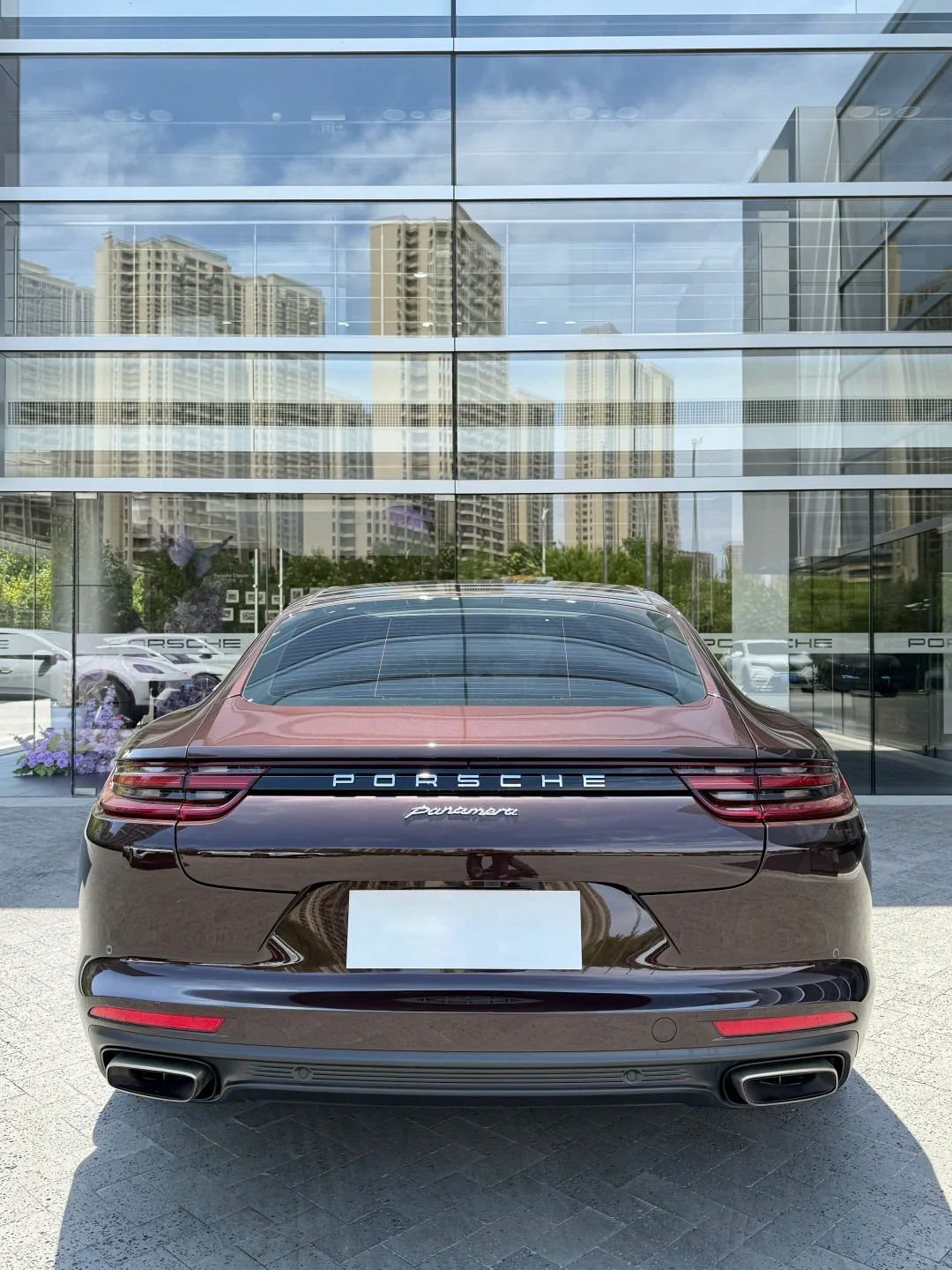 Ravoony Plus Gloss Metallic Mahogany Red Vinyl Wrap review Chloe Rodriguez 01