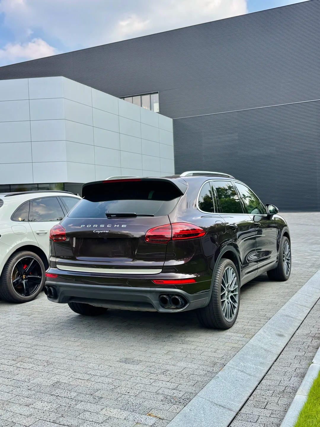 Ravoony Plus Gloss Metallic Mahogany Red Vinyl Wrap review Robert Garcia.