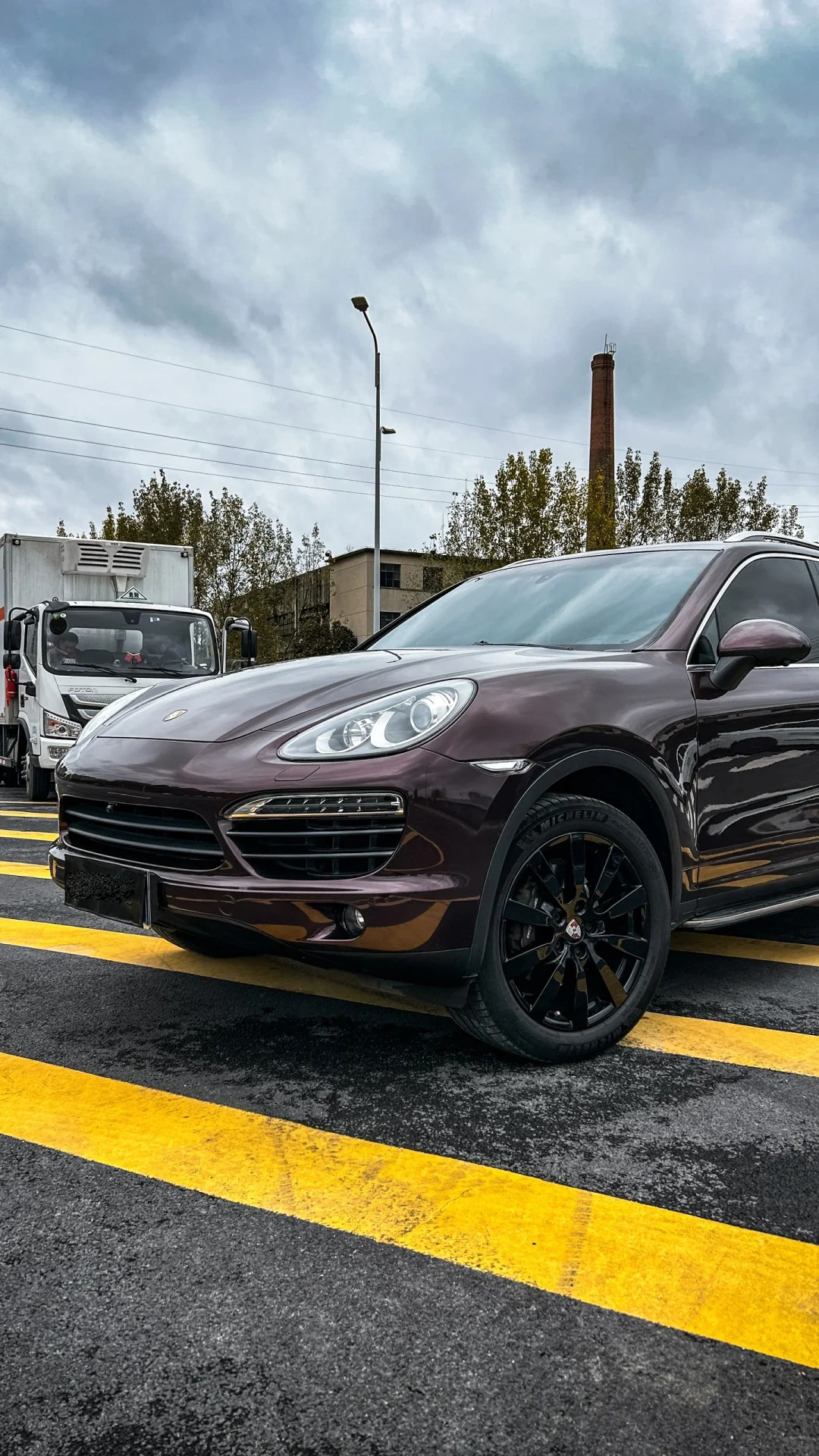 Ravoony Plus Gloss Metallic Mahogany Red Vinyl Wrap review 1