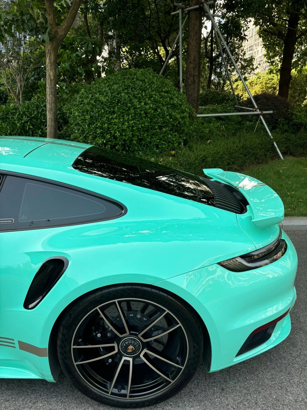 Ravoony Plus PET Glossy Porsche Mint Green Car Wrap review Jennifer K 01