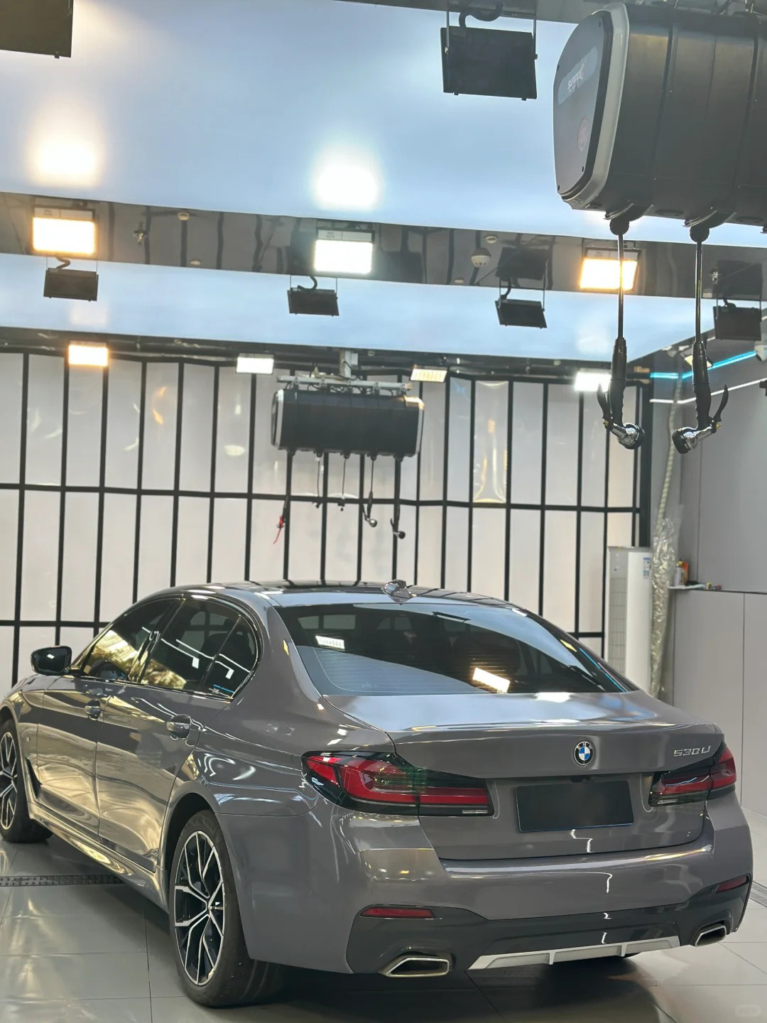 Ravoony Plus BMW Gloss Bernina Grey Car Vinyl Wrap review Ben Carter 03