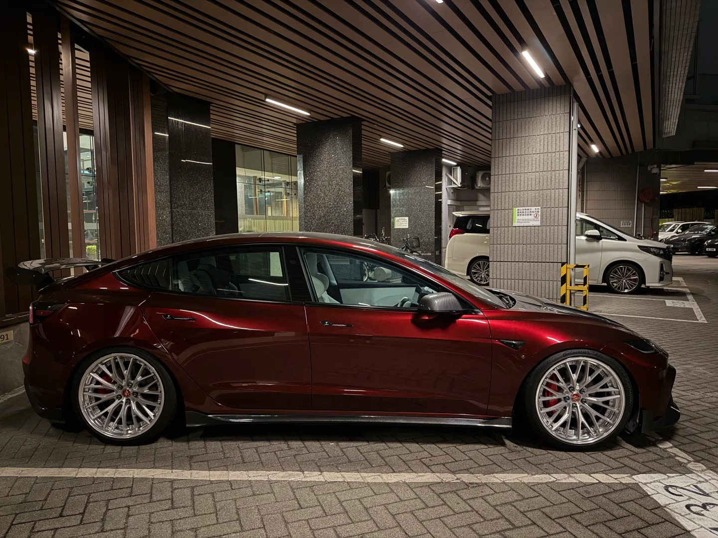 Ravoony Plus PET Liquid Metallic Dragon Blood Red Vinyl Car Wrap review Jose Duran 00