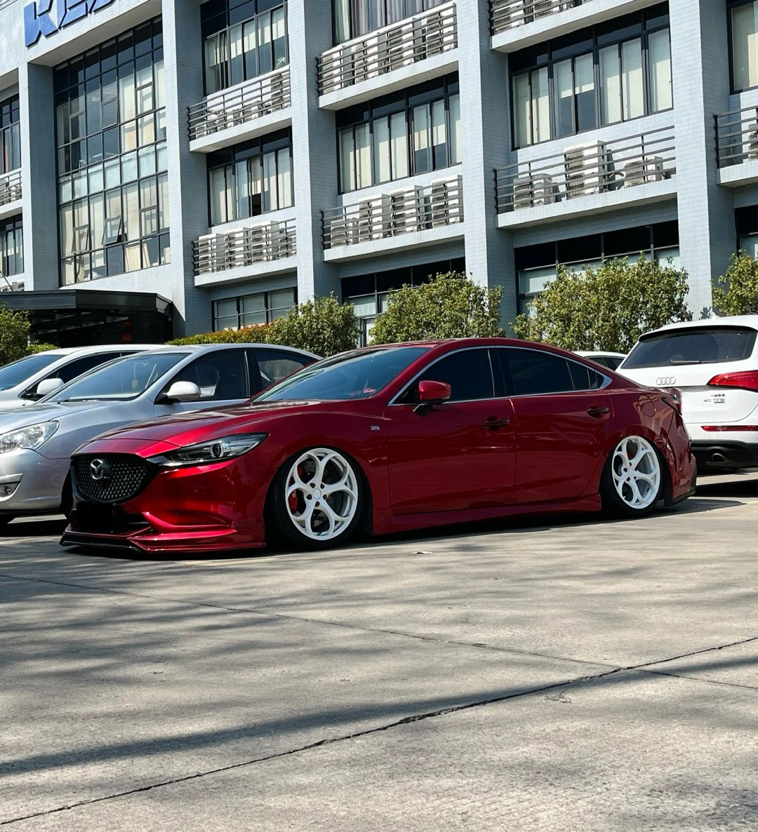 Ravoony Plus Gloss Metallic Vampire Red Vinyl Car Wrap review Nathaniel Carter 01