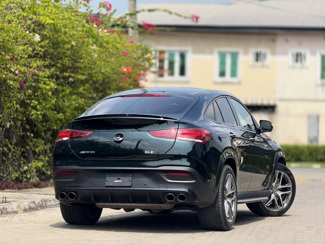 Ravoony Plus PET Gloss Pearlized Benz Emerald Green Car Vinyl Wrap review Ryan Fisher 03