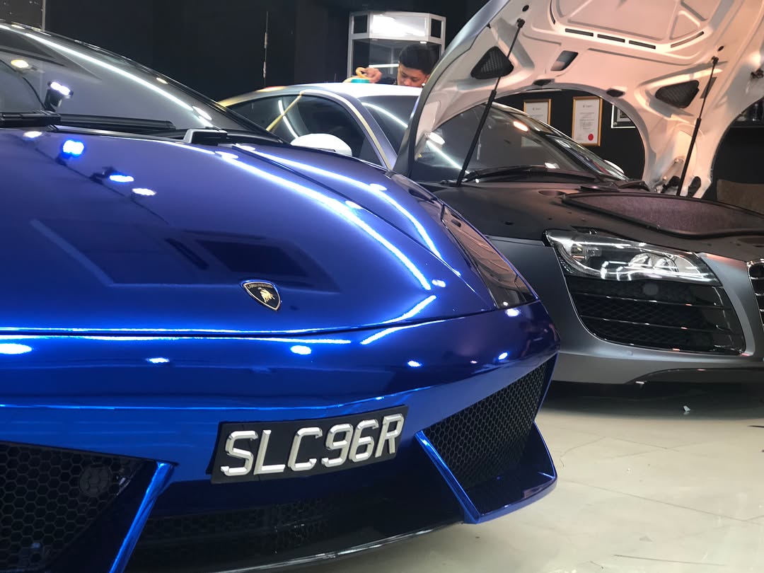 Ravoony Plus PET Glossy Chrome Blue Car Vinyl Wrap review Infinity Coatings Ltd. 06