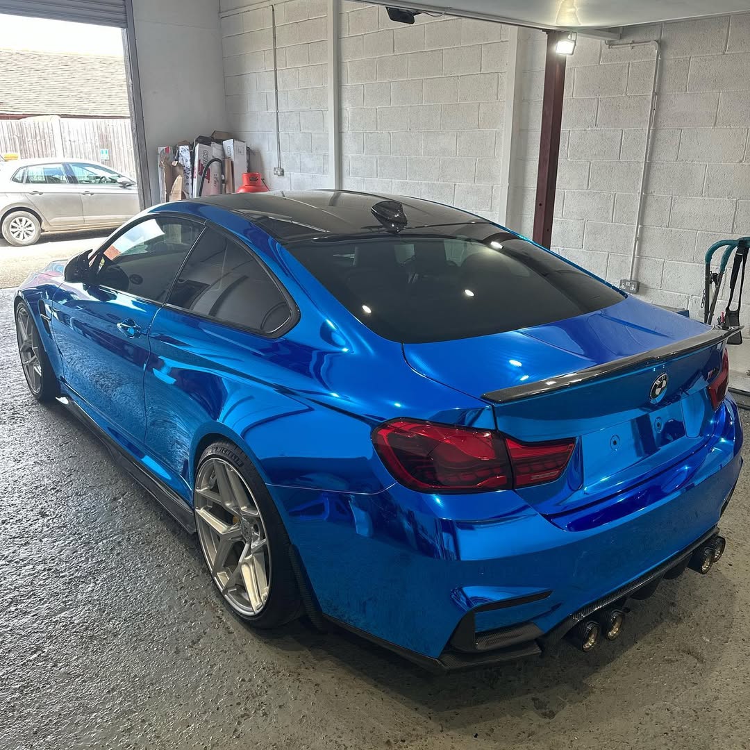 Ravoony Plus PET Glossy Chrome Blue Car Vinyl Wrap review Eclipse Finish Garage 01