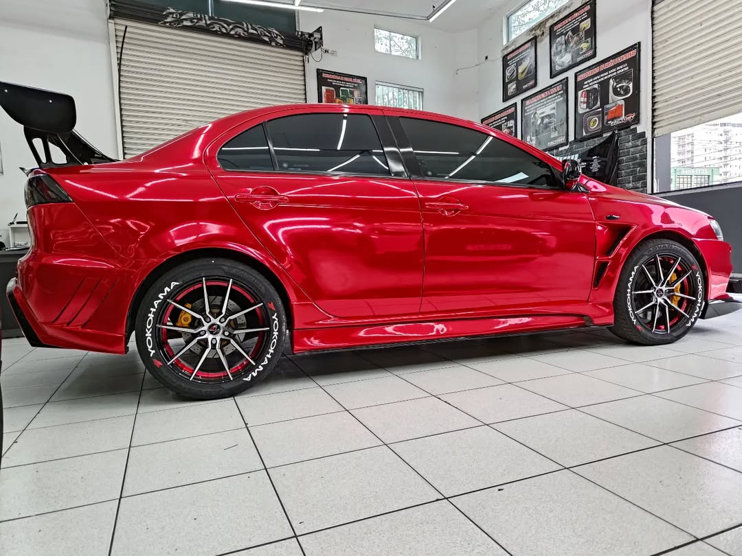 Ravoony Plus Super Gloss Chrome Red Vinyl Car Wrap review Horizon Vinyl Specialists 00