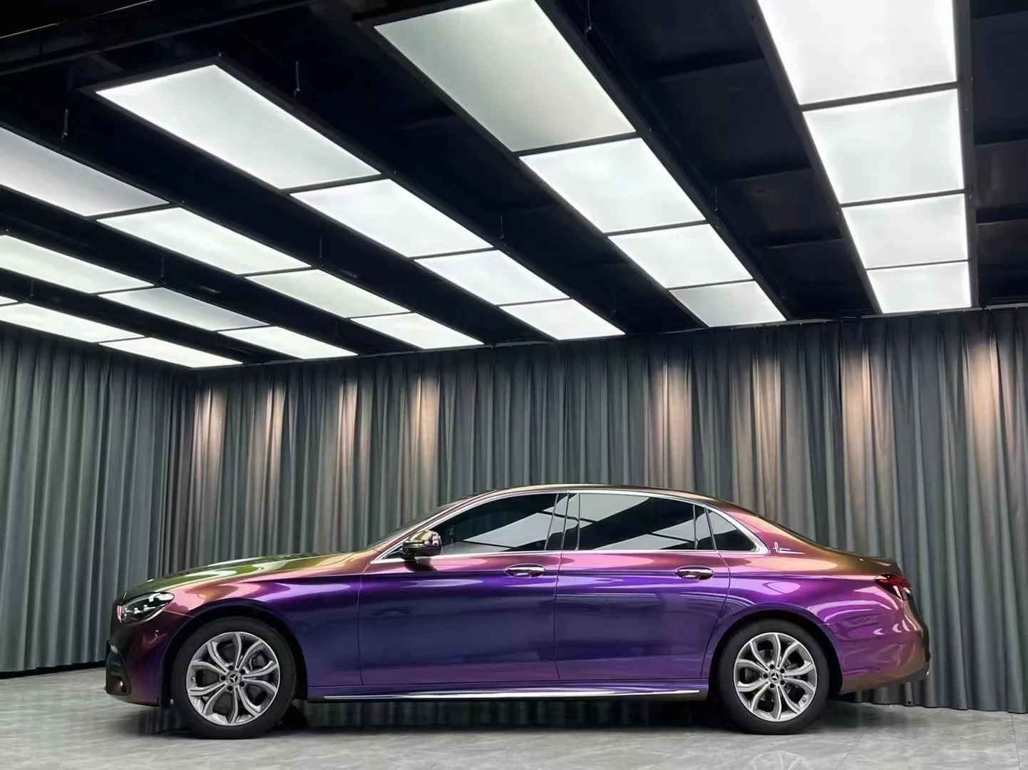 Ravoony Plus PET Gloss Magic Colored Purple Chameleon Wrap review Luminous Wraps Co 00