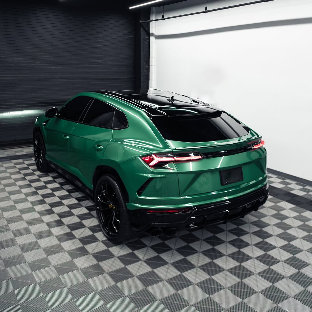 Ravoony Plus PET Metallic Paint Emerald Green Car Vinyl Wrap review Infinity Coatings Ltd 05