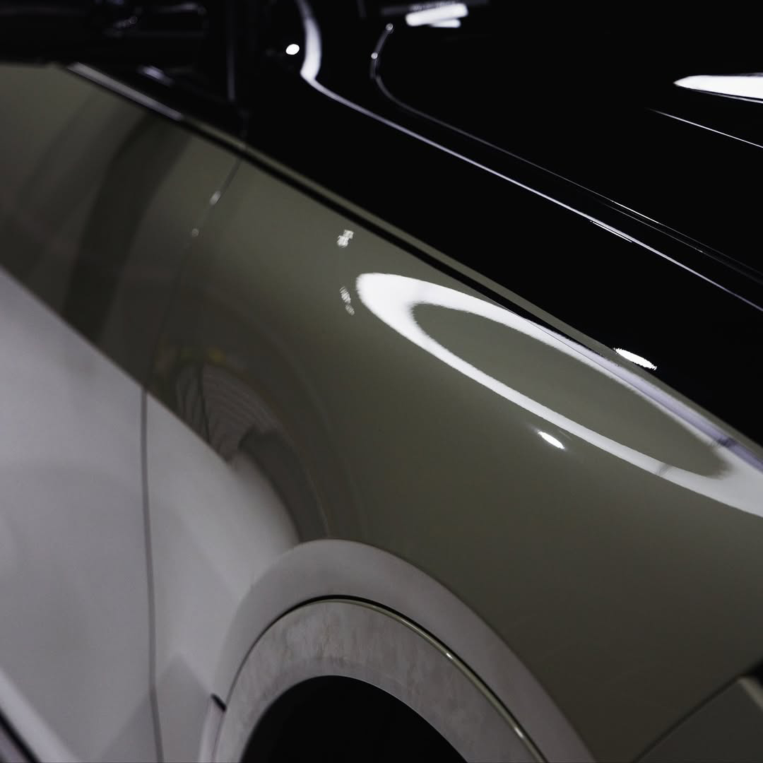 Ravoony Plus PET Gloss Khaki Green Car Vinyl Wrap review Reflect Customs Pro 00