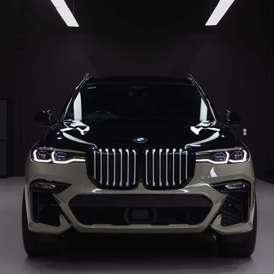 Ravoony Plus PET Gloss Khaki Green Car Vinyl Wrap review Reflect Customs Pro 03