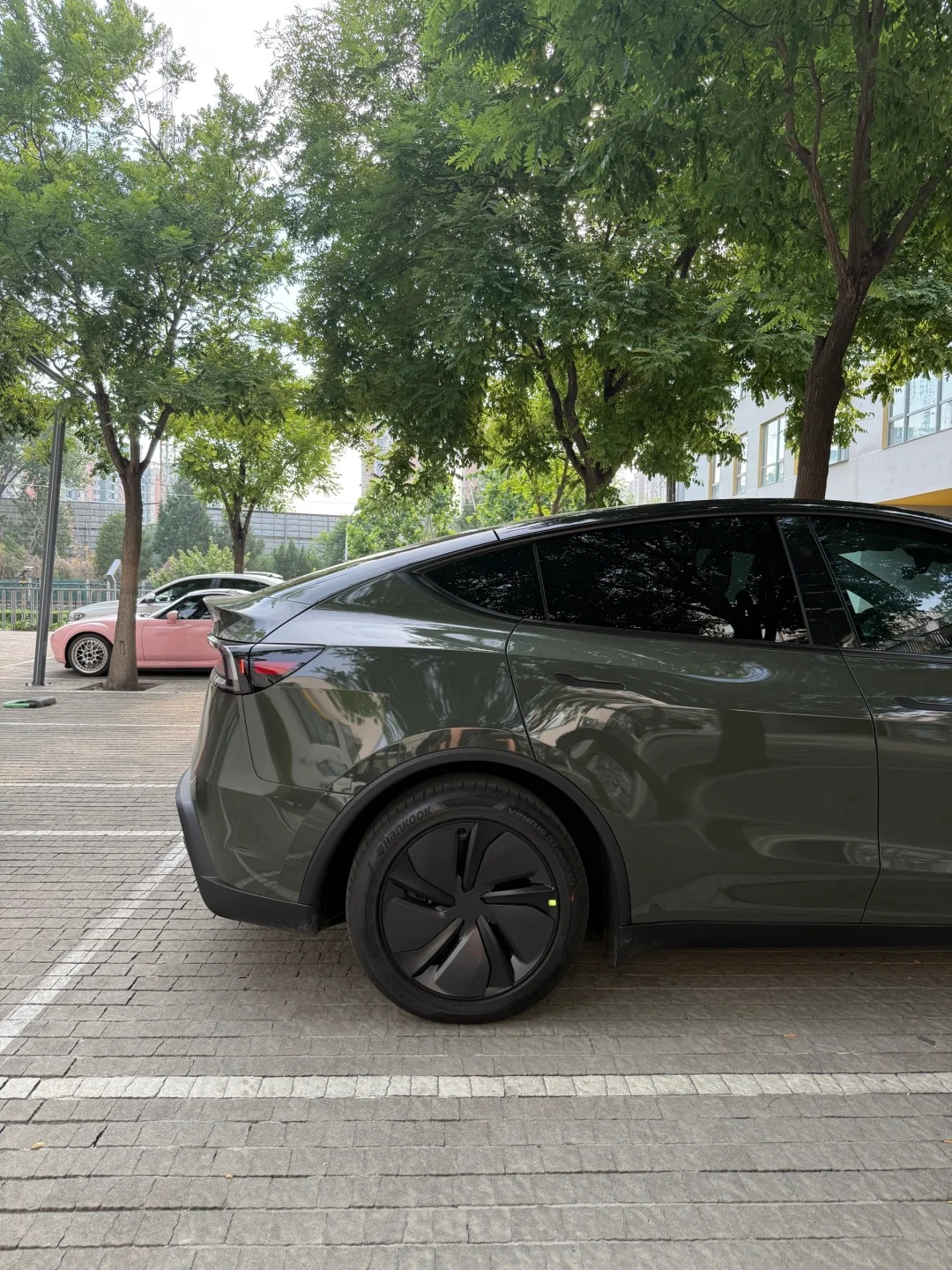 Ravoony Plus PET Gloss Khaki Green Car Vinyl Wrap review Christopher Hayes