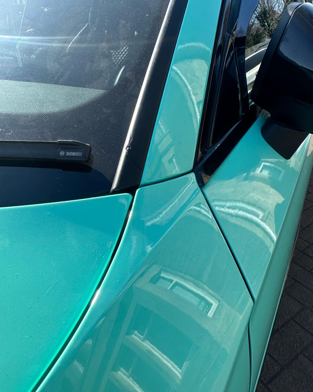 Ravoony Plus PET Glossy Tiffany Blue Car Vinyl Wrap review Christopher Hayes 01