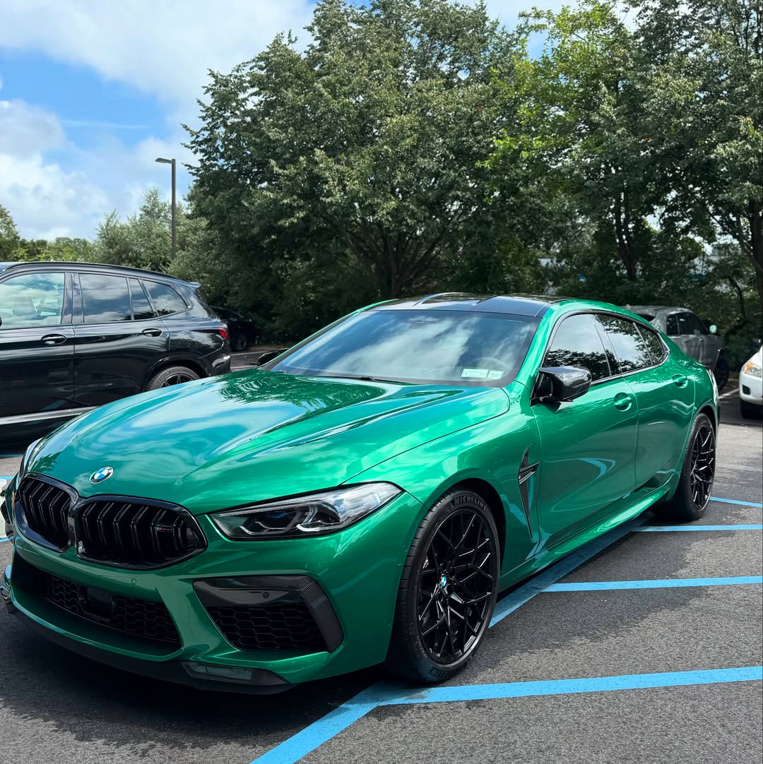Ravoony Plus Gloss Paint Metallic Isle Of Man Green Car Vinyl Wrap review Alexander Reed= 01