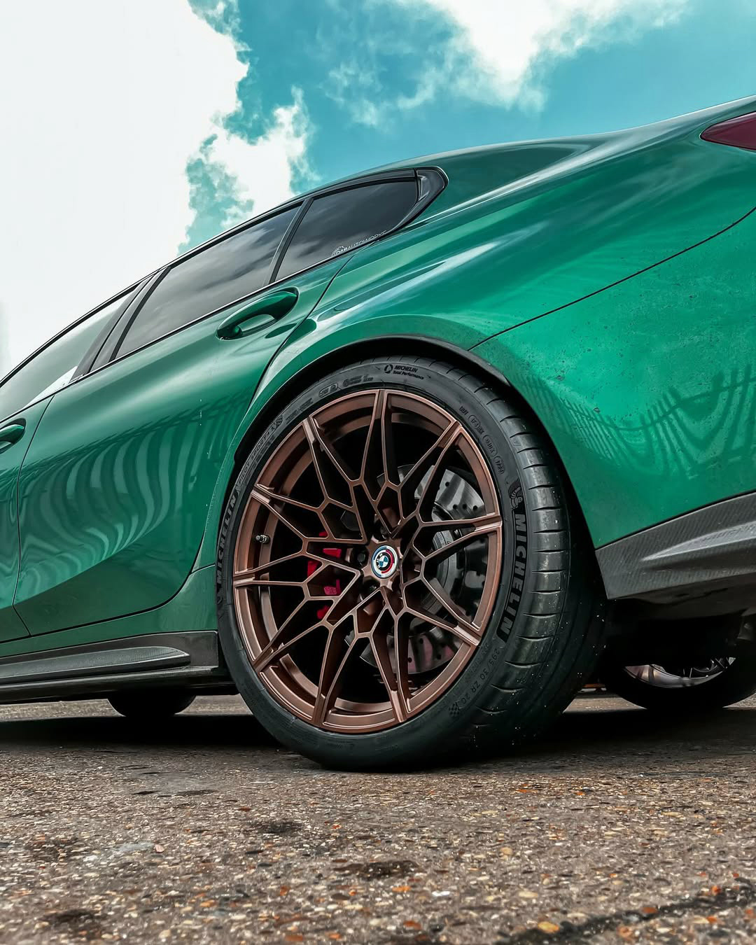 Ravoony Plus Gloss Paint Metallic Isle Of Man Green Car Vinyl Wrap review Signature Vehicle Skins 02