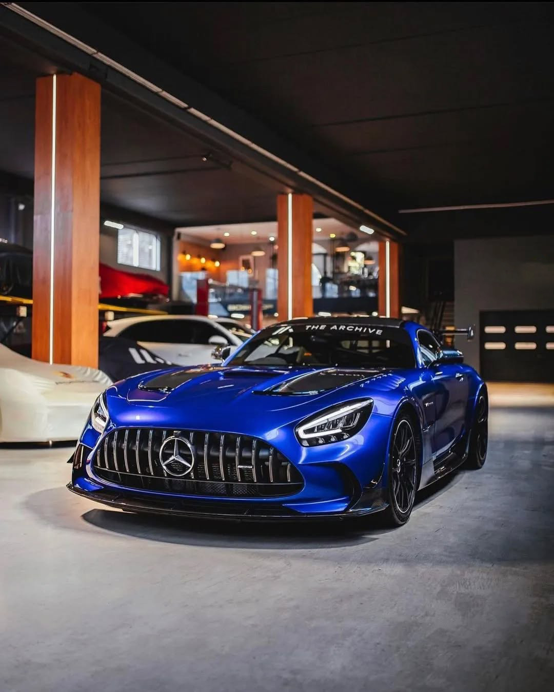 Ravoony Plus PET Gloss Metallic Blueberry Blue Vinyl Car Wrap review William Brooks 01