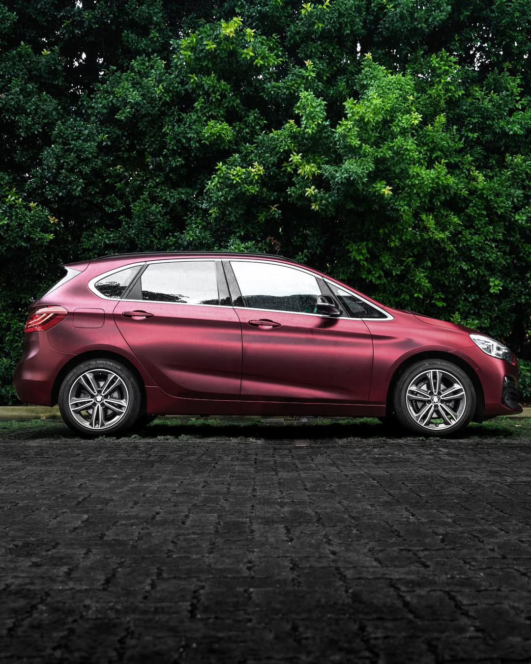 Ravoony Plus PET Matte Chrome Romanee Red Vinyl Car Wrap review Grace Simmons 03