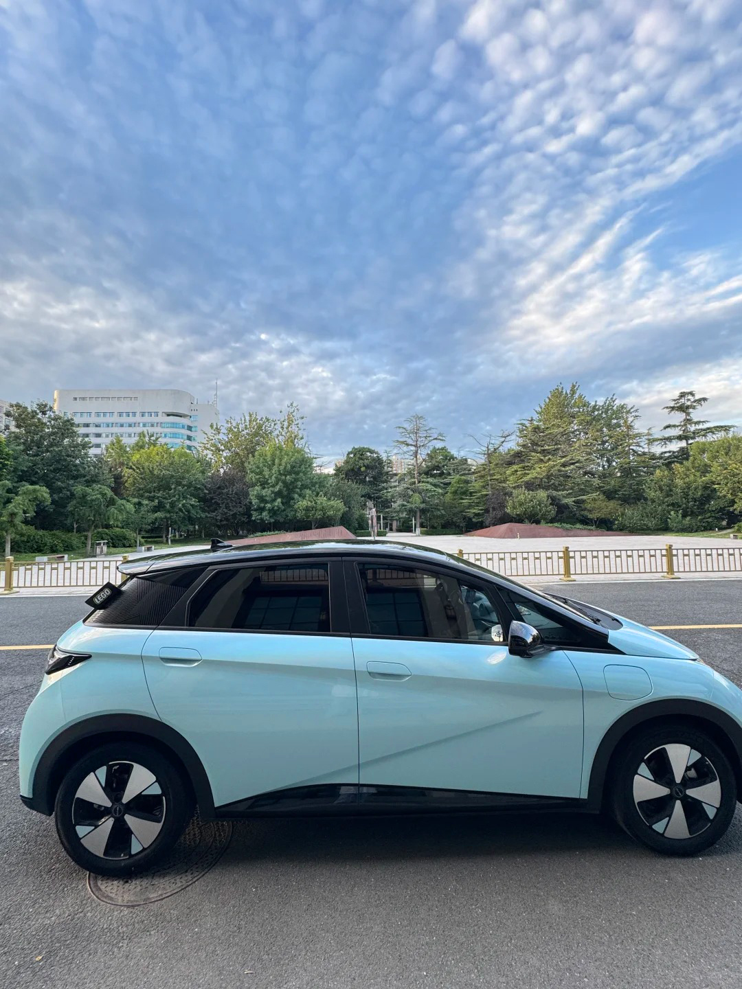  Ravoony Pro TPU Glossy Crystal Glacier Blue PPF Film review Isabelle Foster 02